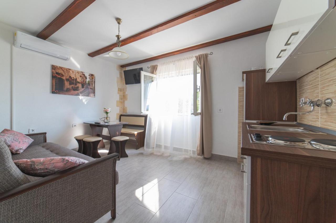 Holiday Home Sego With Private Pool Veliki Brocanac 외부 사진