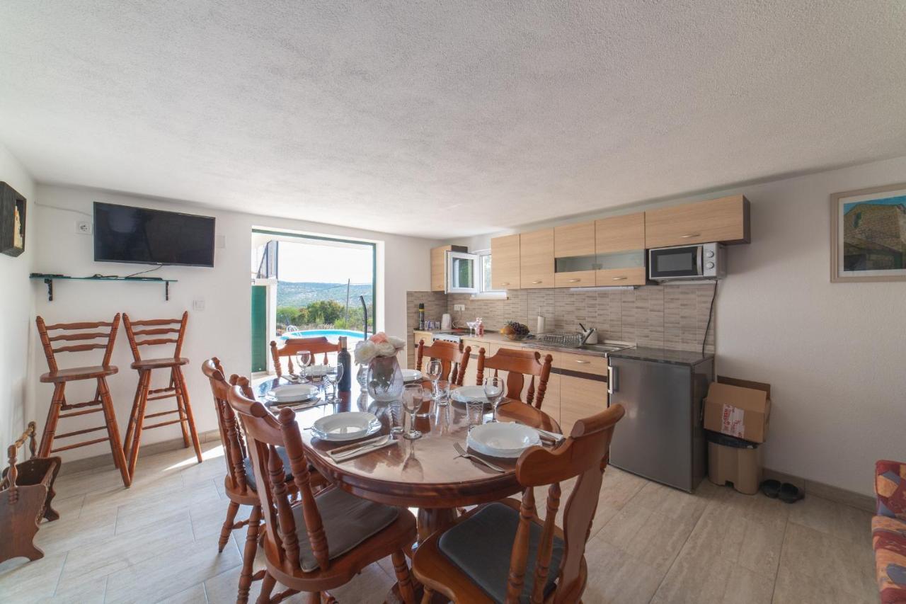 Holiday Home Sego With Private Pool Veliki Brocanac 외부 사진